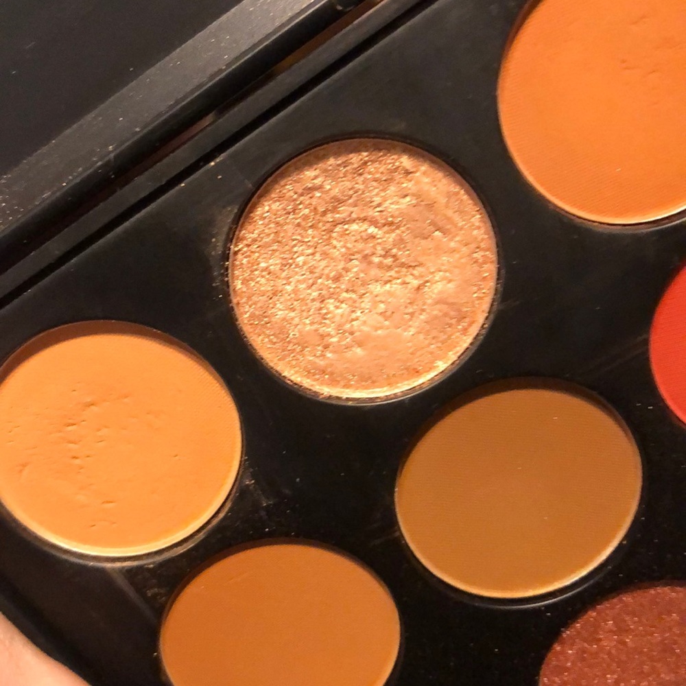 Used Morphe 35O2 palette - Picture 3 of 3